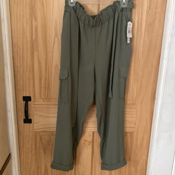 JOE B OLIVE PANTS SIZE X-LARGE - Picture 1 of 3